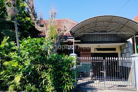 Rumah Dijual Jalan Rowo Classic Strategis Siap Huni Surabaya Barat