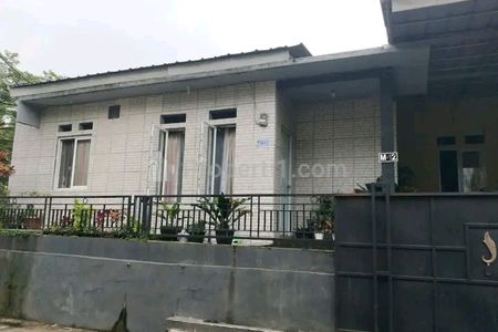 Rumah Cantik Adiwira Dijual Cepat, Dekat Stadion Pakansari - Bogor