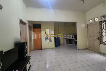 Dijual Rumah 1 Tingkat Siap Huni di Komplek Cemara Asri Jalan Manggis - Medan