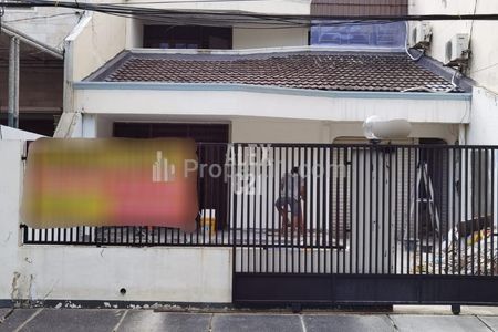 Dijual Rumah di Taman Aries, Jakarta Barat