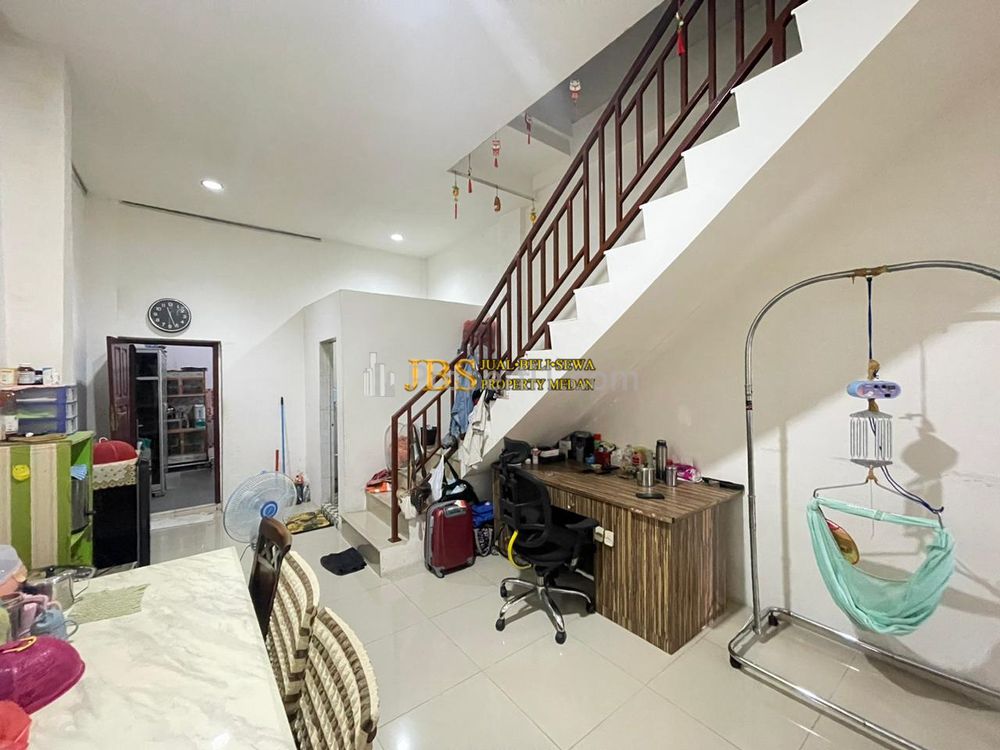 Jual Ruko Siap Huni di Jalan Pantai Burung 3 (Daerah Jl. B. Katamso) - Medan