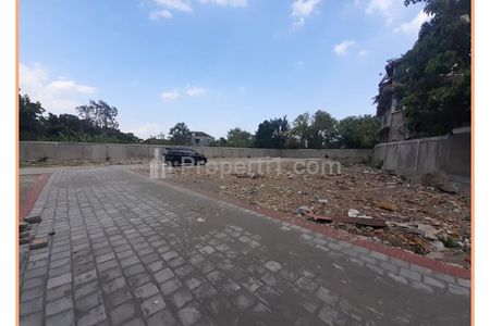 Dijual Tanah Dekat Stasiun Depok Lama, Luas 137 m², SHM, Lokasi di Cibinong, Bogor