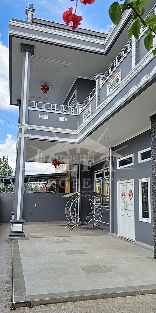 Dijual Ruang Usaha di Jalan Sungai Selamat Kota Pontianak