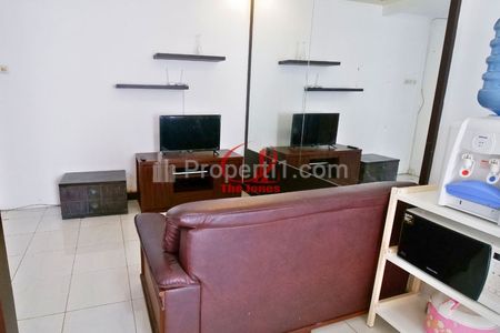 Sewa Apartemen Sudirman Park - 2 Bedrooms Full Furnished, Comfortable, Clean and Strategic Unit