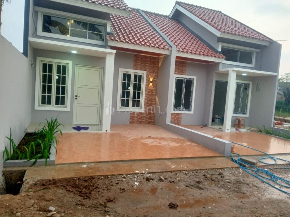 Dijual Rumah Murah Siap Huni d Cibinong, Dekat Stasiun Bojonggede