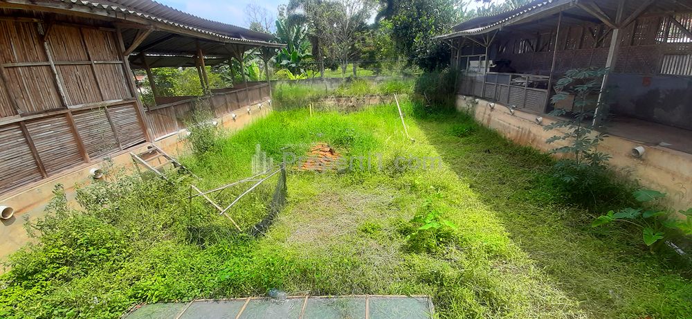 Dijual Rumah dan Kolam Pemancingan Ikan di Ciumbuleuit Bandung