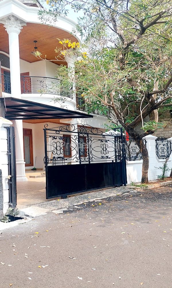 Rumah Dijual di Pejaten Barat Jakarta Selatan - Dekat Mall The Park Pejaten, Stasiun Pasar Minggu, Universitas Nasional, RS Orthopedi Siaga