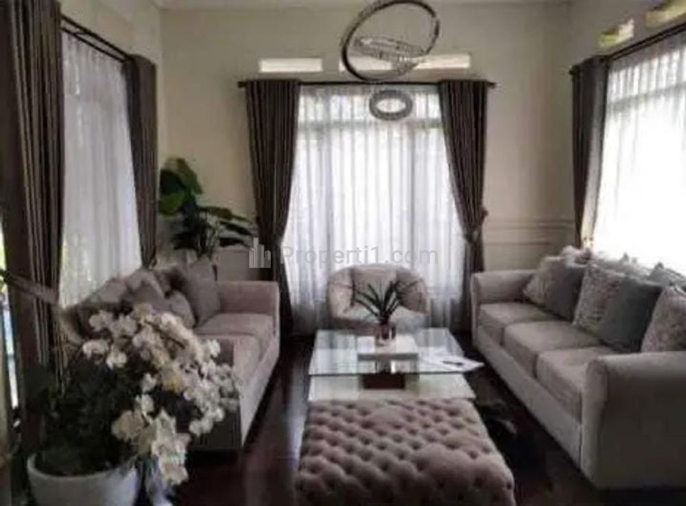 Siap Huni, Dijual Cluster BNR Cantik 2 Lantai dengan Swimming Pool di Bogor Selatan