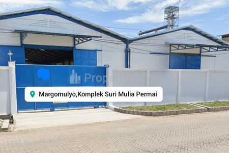 Disewakan 2040 m2 Gudang di Margomulyo Suri Mulia - Surabaya + Ruang Kantor dan Halaman Depan LUAS