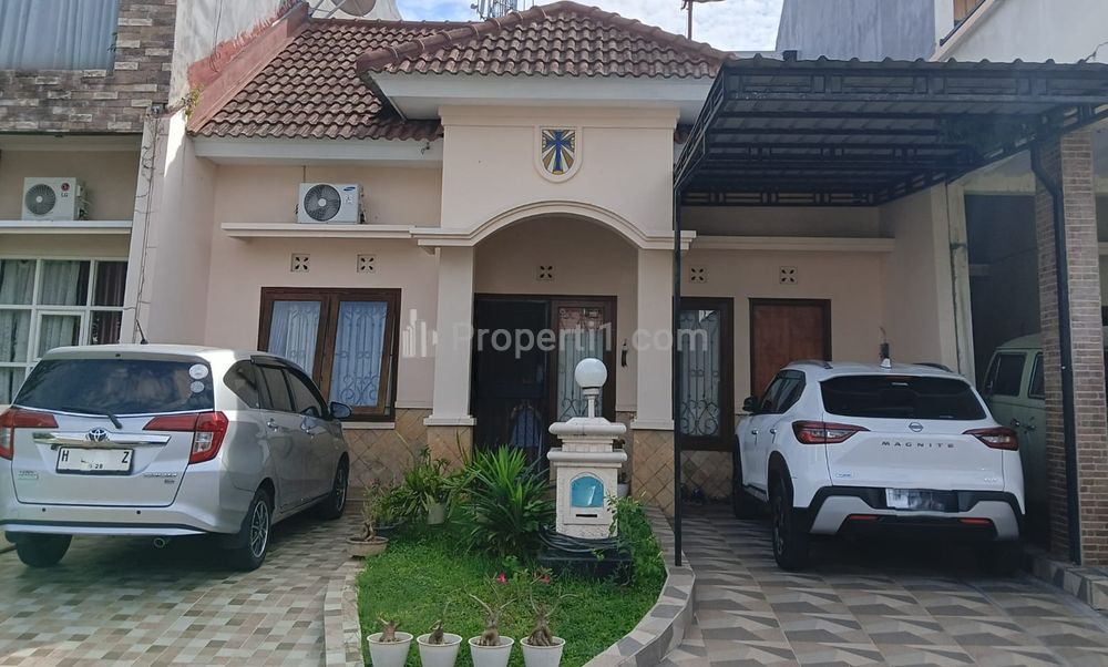 Rumah Mewah Dijual Graha Estetika Tembalang Semarang