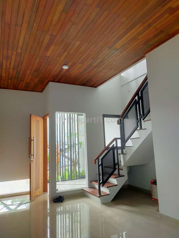 Dijual Rumah Modern Minimalis Dalam Perumahan di Jl. Kaliurang Km 8 Sleman Yogyakarta Dekat UGM