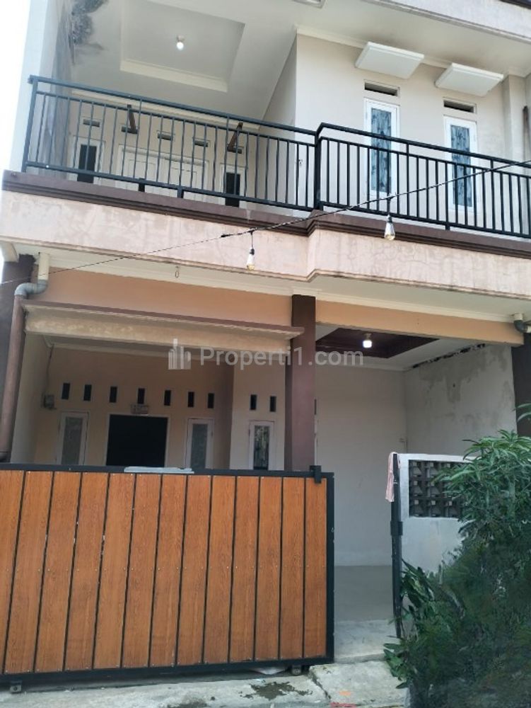 Dijual Rumah Murah Siap Huni dengan 3 KT 2 KM, Dekat Stadion Pakansari, Cibinong, Bogor