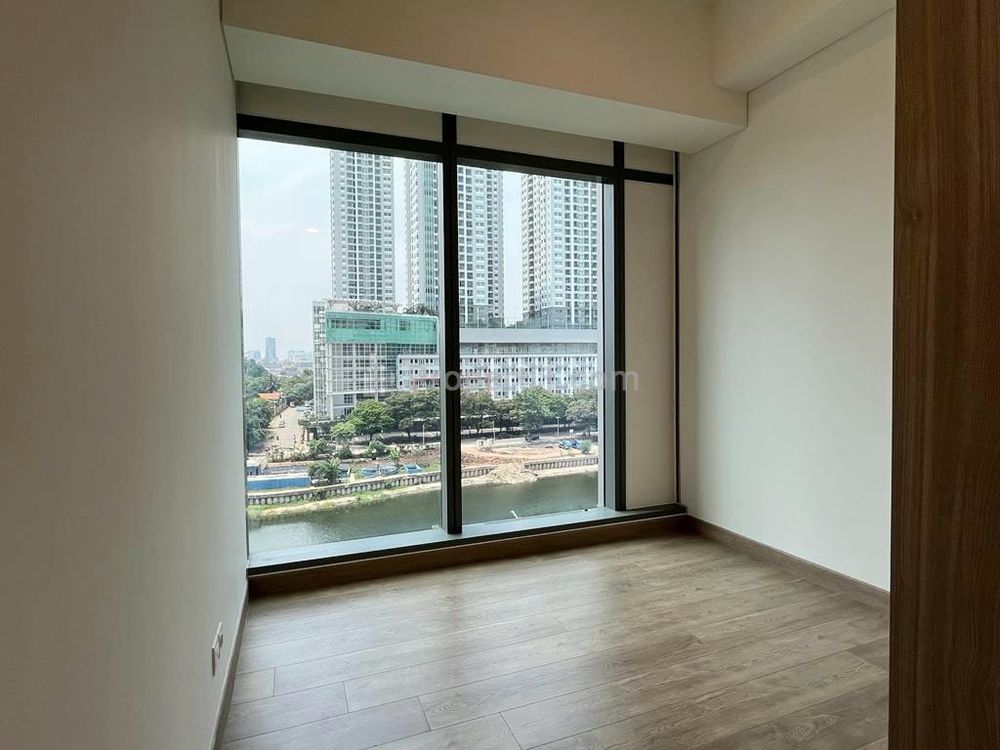 For Sale Apartment 57 Promenade 1BR Unfurnished
