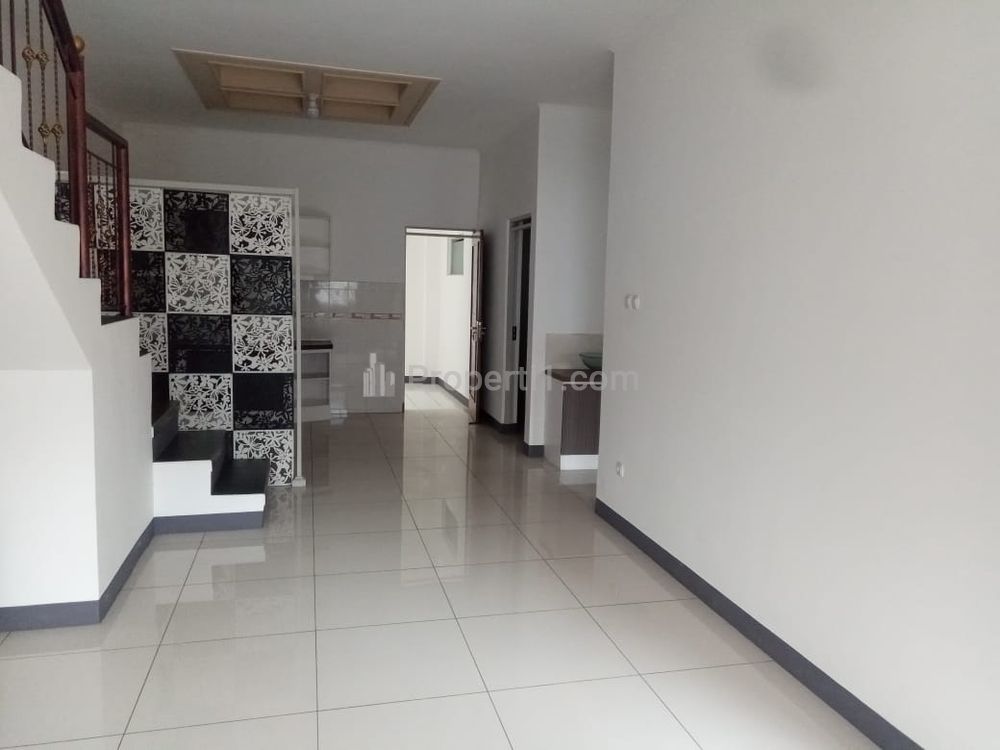 Dijual Rumah Siap Huni di Batu Indah Sayap Batununggal Bandung