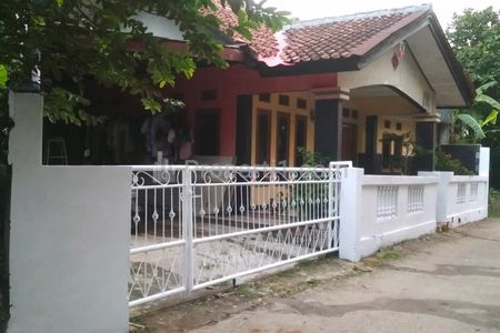 Dekat Stasiun Cibinong Bogor, Dijual Rumah 2 Lantai Murah Siap Huni Hanya 400 Jt-an