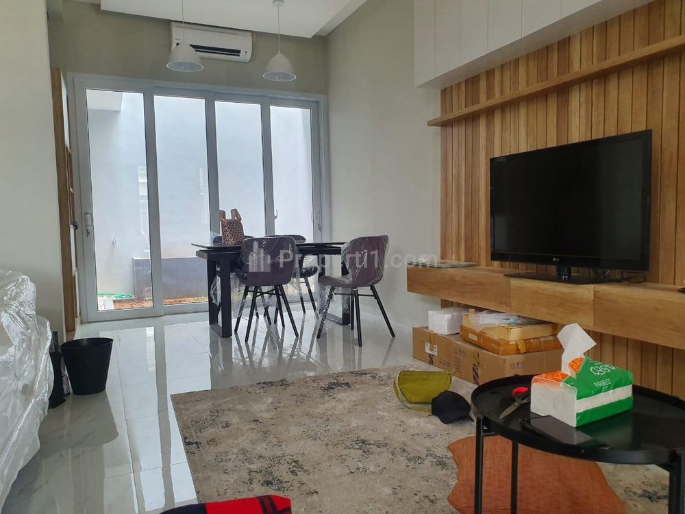 For Sale Rumah at Grand Cibubur Country Cluster Oakwood, Bogor