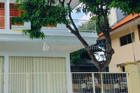 Rumah Disewakan Raya Bukit Tengger Strategis Siap Huni Surabaya Barat