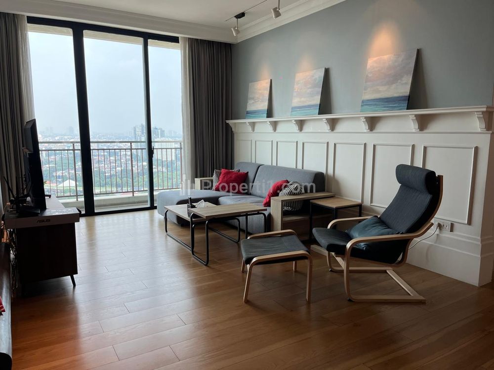For Sale Apartment Pakubuwono House 2 BR + 1 (Study Room) Full Furnished