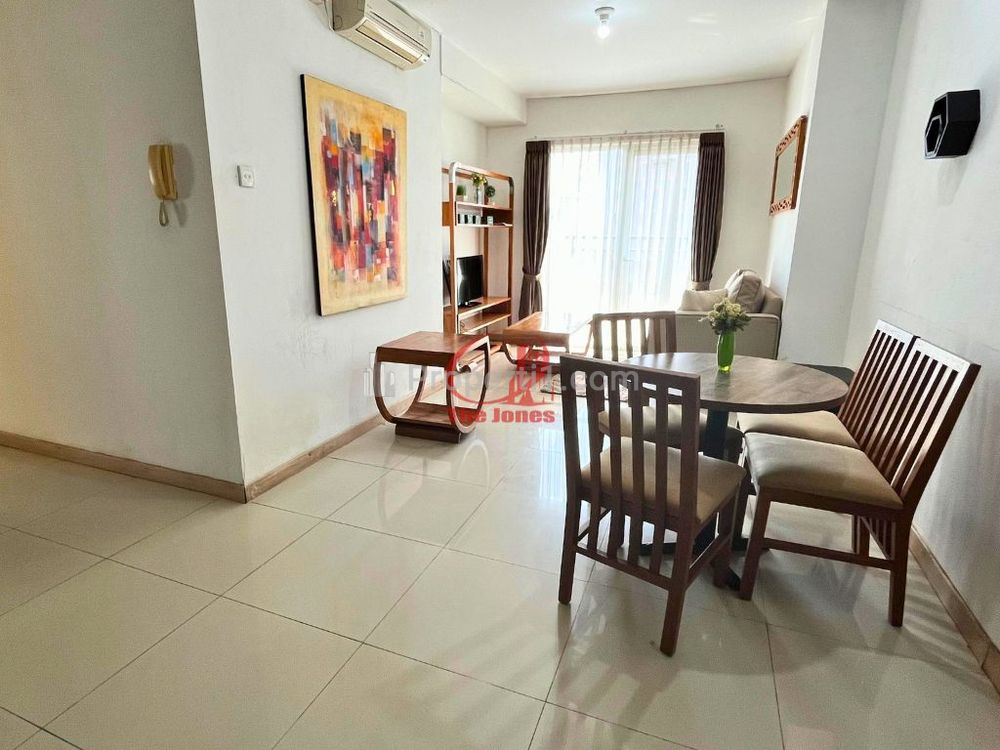 Sewa Apartemen Cosmo Mansion (Jakarta Residence) Thamrin City Jakarta Pusat - 3+1 BR Fully Furnished