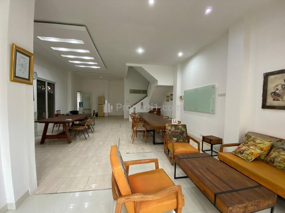 Dijual Cepat 1 Unit Ruko 3 Lantai di Kelapa Gading, Jakarta Utara