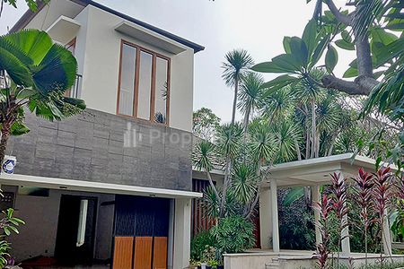 Disewakan Cepat Compound House Luas di Cilandak Jakarta Selatan STD444