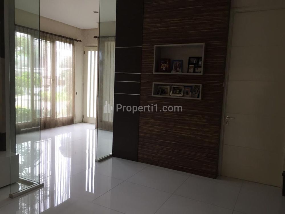 Dijual Rumah Citraland Raffles Garden Mewah Hook, Surabaya