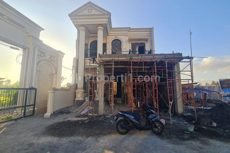 Dijual Rumah Baru Mewah Eropa Kolam Renang Dalam Perumahan Barat Tugu Jogja