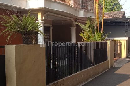 Dijual Rumah Strategis di Jl. Raya Condet Batu Ampar Jakarta Timur