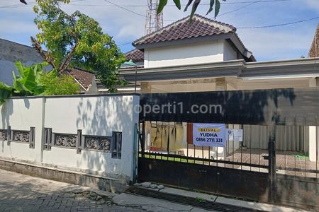 Rumah Bagus Siap Huni Dijual di Belakang Polsek Pedurungan Jalan Majapahit Semarang