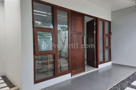 For Sale (Dijual) Villa Cantik - Luxury, 2 Floor & Gandeng (Tabanan/Bali) with Golf View 