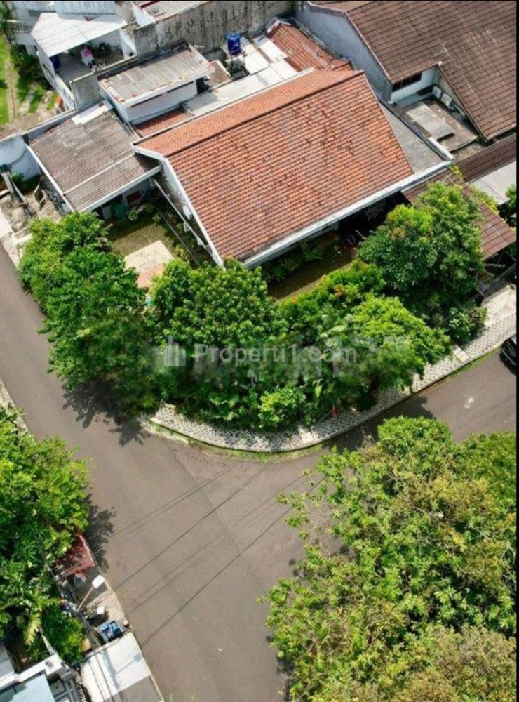 Jual Rumah Tua Huk di Kebayoran Baru 550 Meter Persegi, Dekat Senopati, Suryo, SCBD, Sudirman, Jakarta Selatan