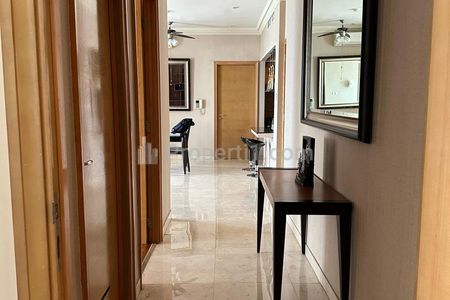 Jual Apartemen Senayan Residence 3+1 BR Kamar Lantai 19 Semi Furnish, Dekat Simprug, GBK, SCBD, Senopati, Grogol Utara, Kebayoran Lama, Jakarta Timur