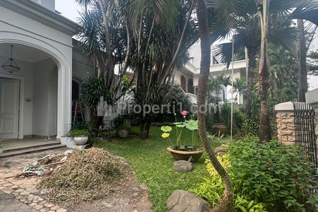 Jual Rumah Jalan Sircon Permata Hijau Jakarta Selatan - 4 Kamar Semi Furnished, Sudah Direnovasi