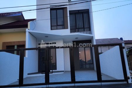 Dijual Rumah Lantai 2 di Cisaranten Kulon Kota Bandung