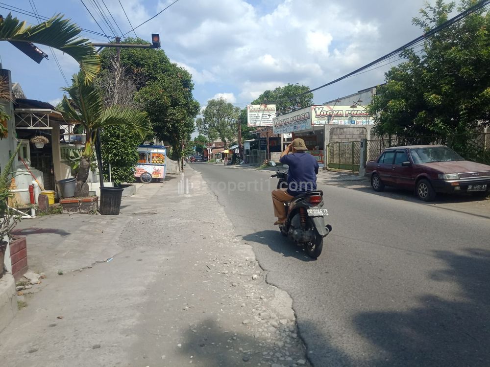 Dijual Tanah Murah Strategis Pinggir Jalan Raya Condongcatur Sleman Yogyakarta Utara RS JIH