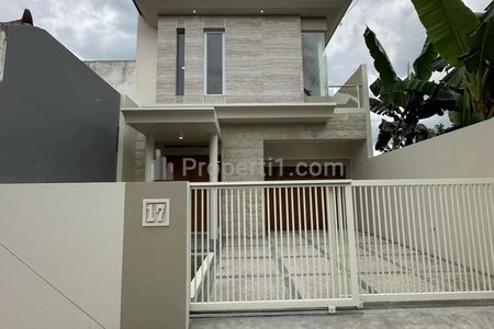 Dijual Rumah Baru Mewah Modern 2 Lantai Seputar Jogja Bay Maguwoharjo Yogyakarta