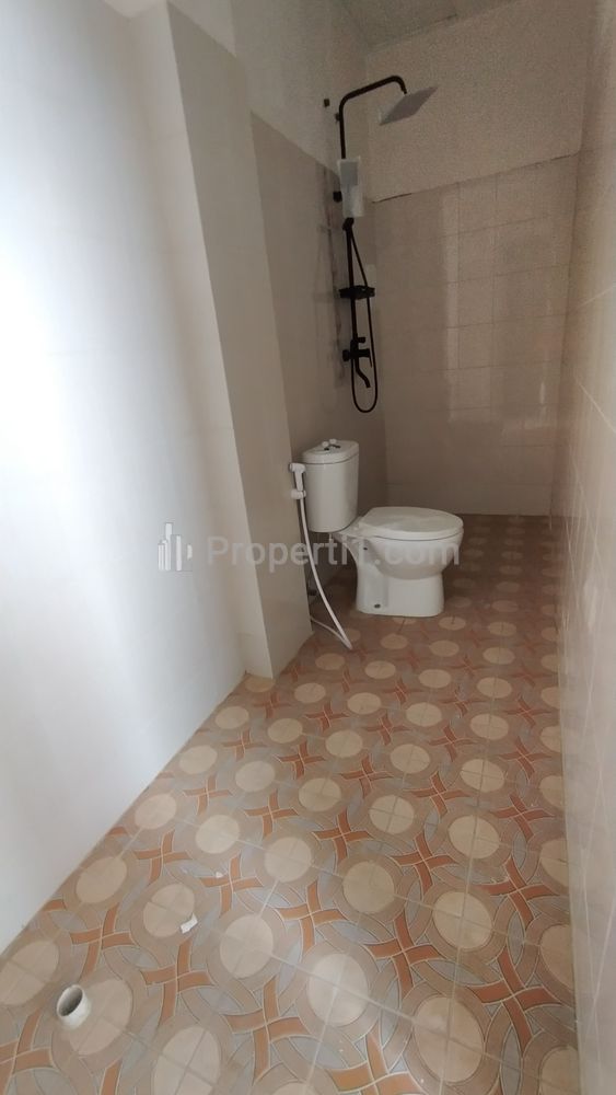 Dijual Ruko Kost Baru 5 Lantai dengan 60 Kamar Tidur di Jalan Merdeka Pontianak, dekat Universitas