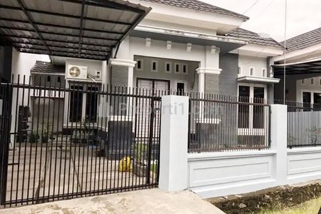 Rumah Dijual di Kota Padang, Dekat RS Semen Padang, Pasar Simpang Haru, Stasiun Padang, SMA Negeri 4 Padang, Universitas Putra Indonesia YPTK