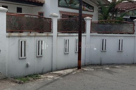 Jual Cepat Rumah Siap Huni Asri nan Nyaman Harga Terjangkau Strategis di Antapani Bandung