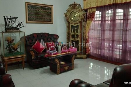 Dijual Cepat Rumah Tinggal 2 Lantai di Beji Timur, Depok