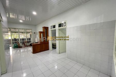 Jual Rumah Hook 1,5 Tingkat Siap Huni di Komplek Deli Graha (Titikuning) - Medan