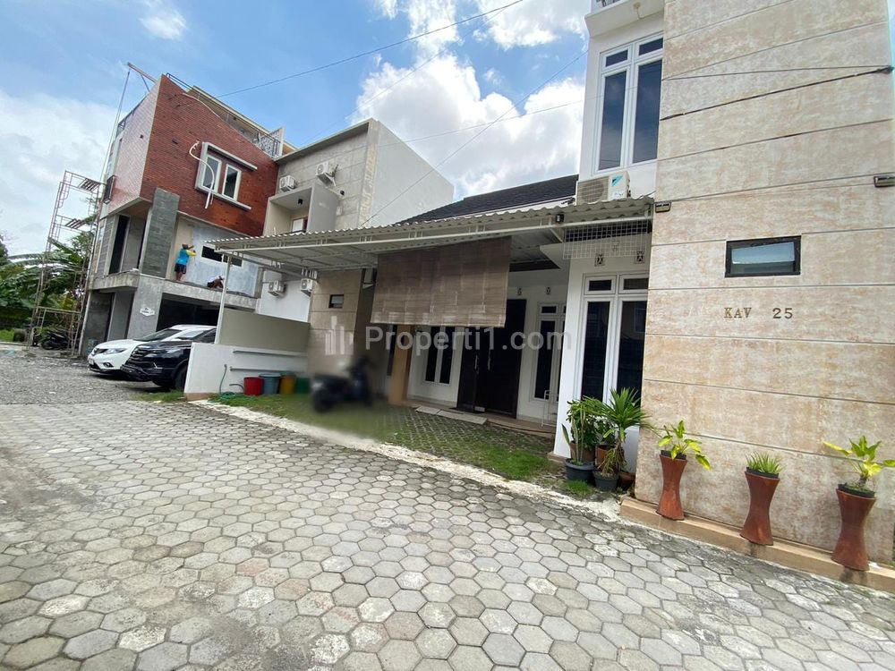 Dijual Kost Exclusive 3 Lantai Full Penghuni di Condongcatur Sleman, Dekat Kampus Amikom, UPN, FE UII