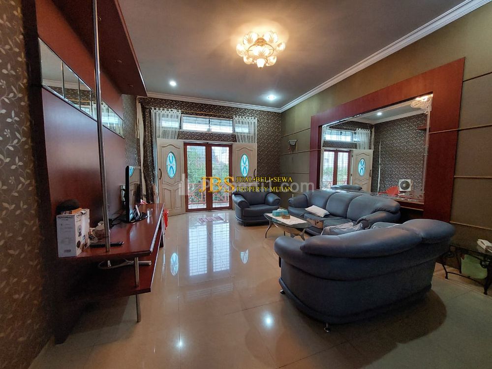 Jual Rumah 3 Tingkat Siap Huni di Komplek Sari Mas - Putri Hijau, Medan