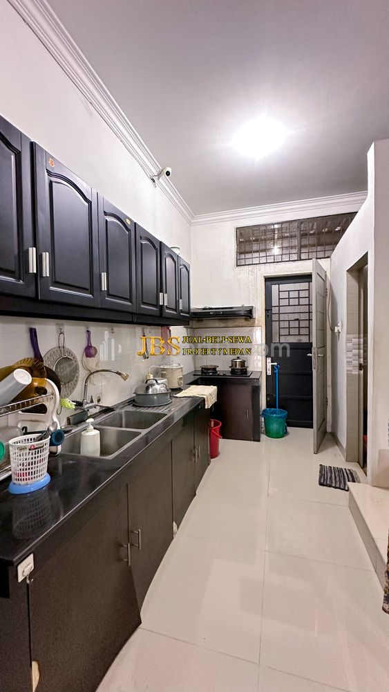 Jual Rumah Siap Huni di Komplek Pembangunan Townhouse Jalan Pembangunan 2 - Krakatau, Medan Timur, Medan