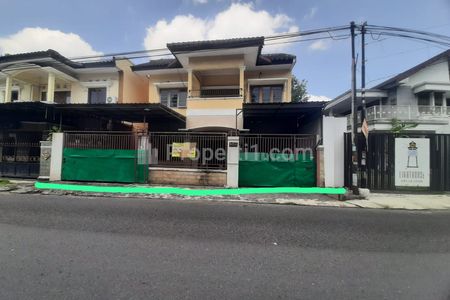 Dijual Rumah Modern Strategis Pinggir Jalan Raya Seturan, Sleman, Yogyakarta, Dekat Kampus UPN, STIE YKPN