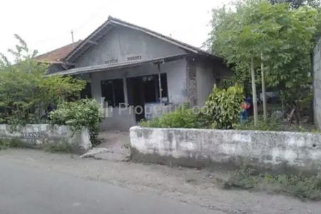 Dijual Tanah Bonus Bangunan Strategis Pinggir Jalan Sonopakis Yogyakarta dekat Kampus UPY PGRI