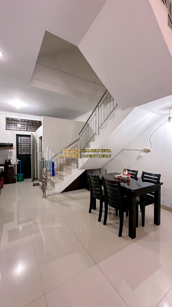 Jual Rumah Siap Huni di Komplek Pembangunan Townhouse Jalan Pembangunan 2 - Krakatau, Medan Timur, Medan