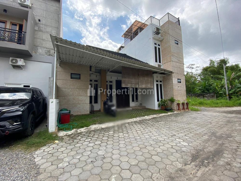 Dijual Kost Exclusive 3 Lantai Full Penghuni di Condongcatur Sleman, Dekat Kampus Amikom, UPN, FE UII