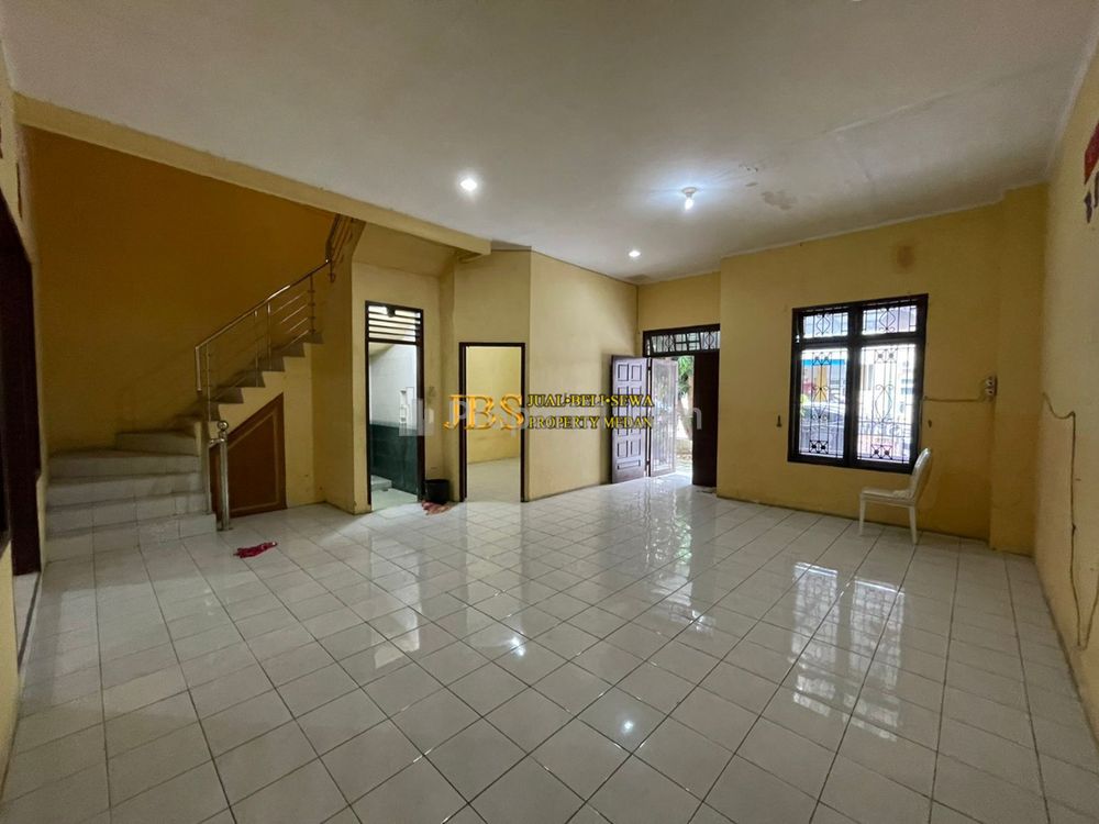 Dijual Rumah Kondisi Siap Huni di Komplek Cemara Hijau - Medan