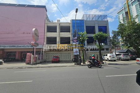 Jual Ruko 2 Gandeng di Jalan Gajah Mada (Simpang Jl. Mojopahit) - Medan